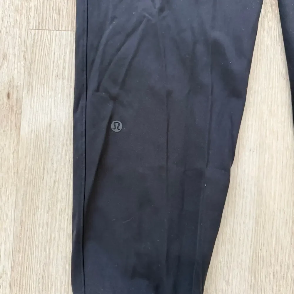 Lululemon On The Fly Jogger Pants Black Athletic Drawstring Athleisure Size 4
